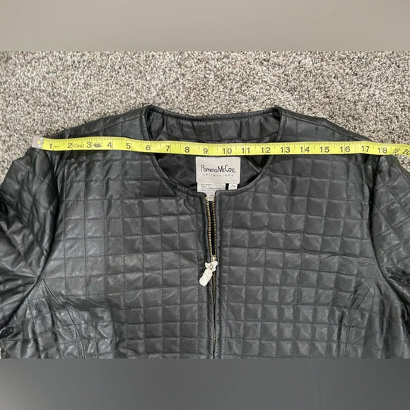 NWOT Pamela McCoy black quilted leather jacket. Size 2x. - Picture 14 of 16